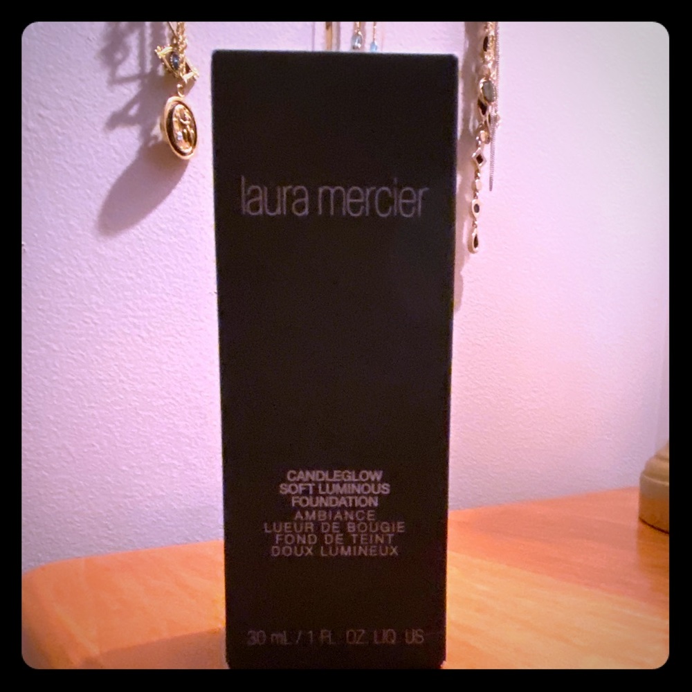 Laura Mercier Luminous timeless foundation.